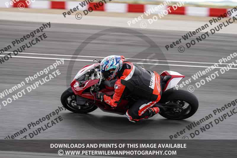 cadwell no limits trackday;cadwell park;cadwell park photographs;cadwell trackday photographs;enduro digital images;event digital images;eventdigitalimages;navarra;no limits trackdays;peter wileman photography;racing digital images;trackday digital images;trackday photos